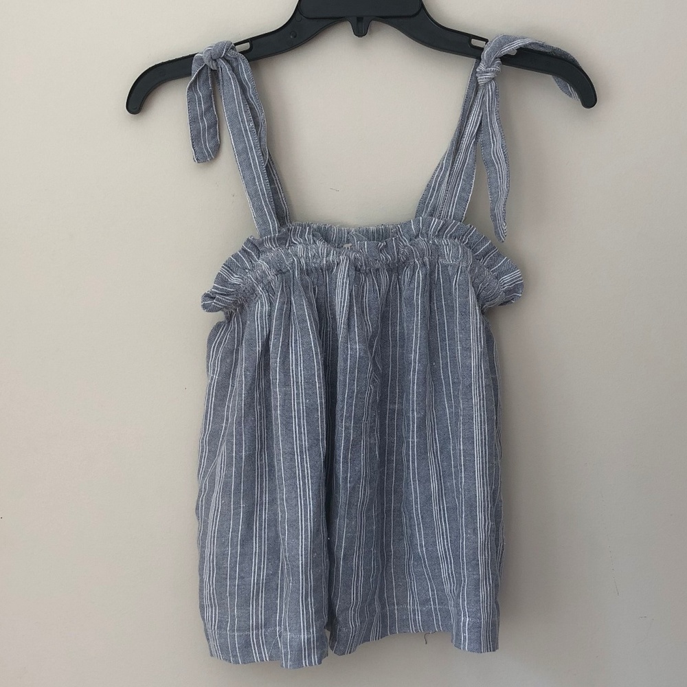 Hollister top
